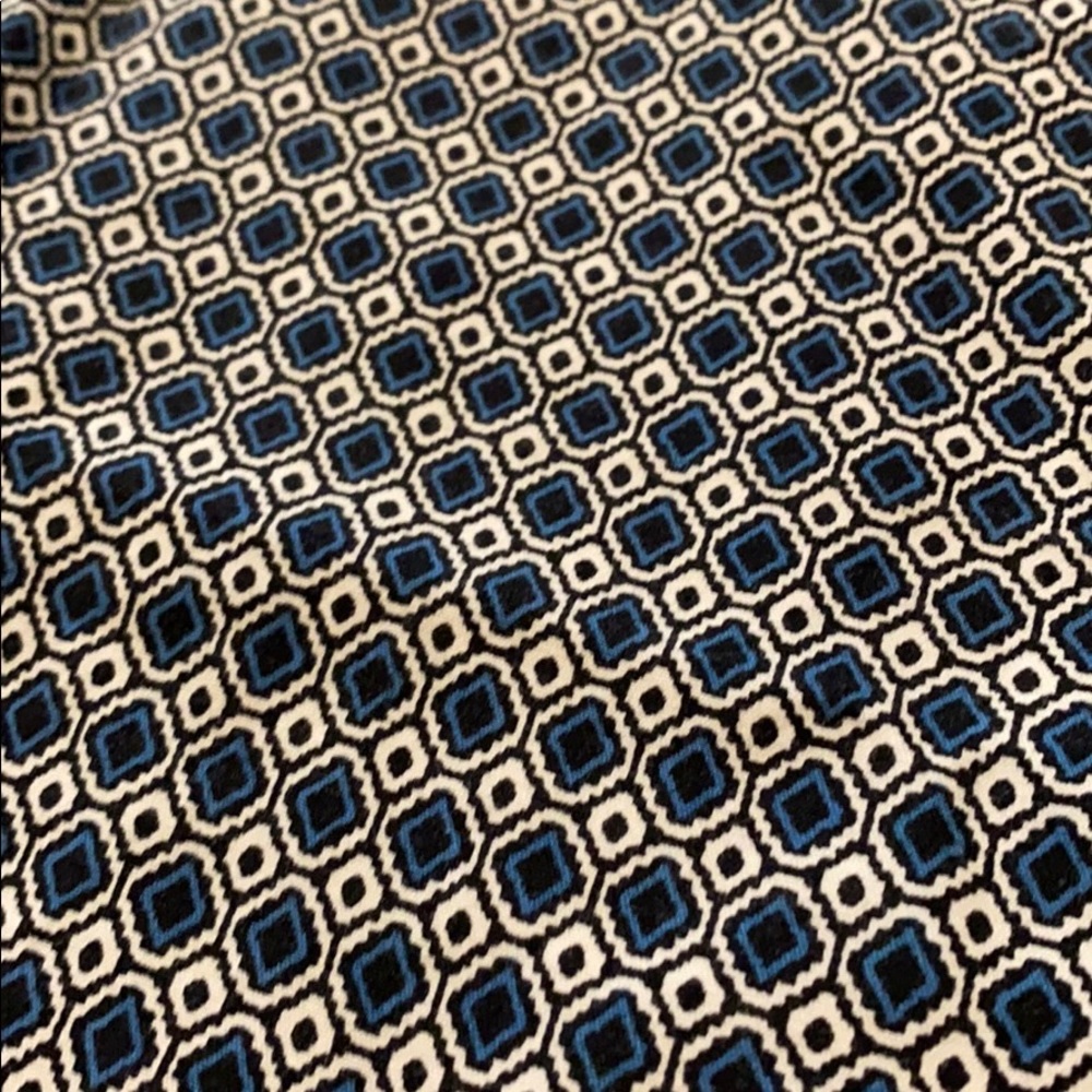 Patterned capris - Picture 2 of 3